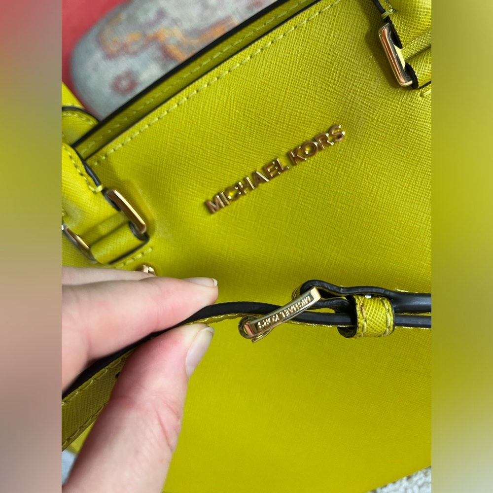 Michael Kors Selma Large Saffiano Leather Satchel Bag Apple Green - Picture 6 of 13